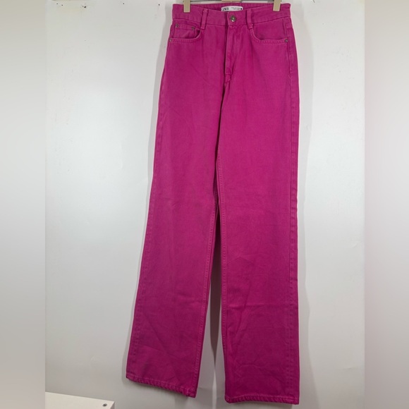 NWOT Bloggers Favorite Women’s Zara High Waisted Hot Pink Straight Leg Jeans 4 - Picture 2 of 4